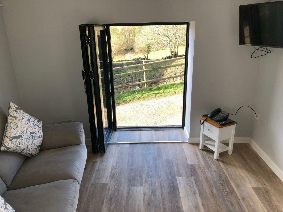 Welsh Marches At Upper Glyn Farm * Chepstow